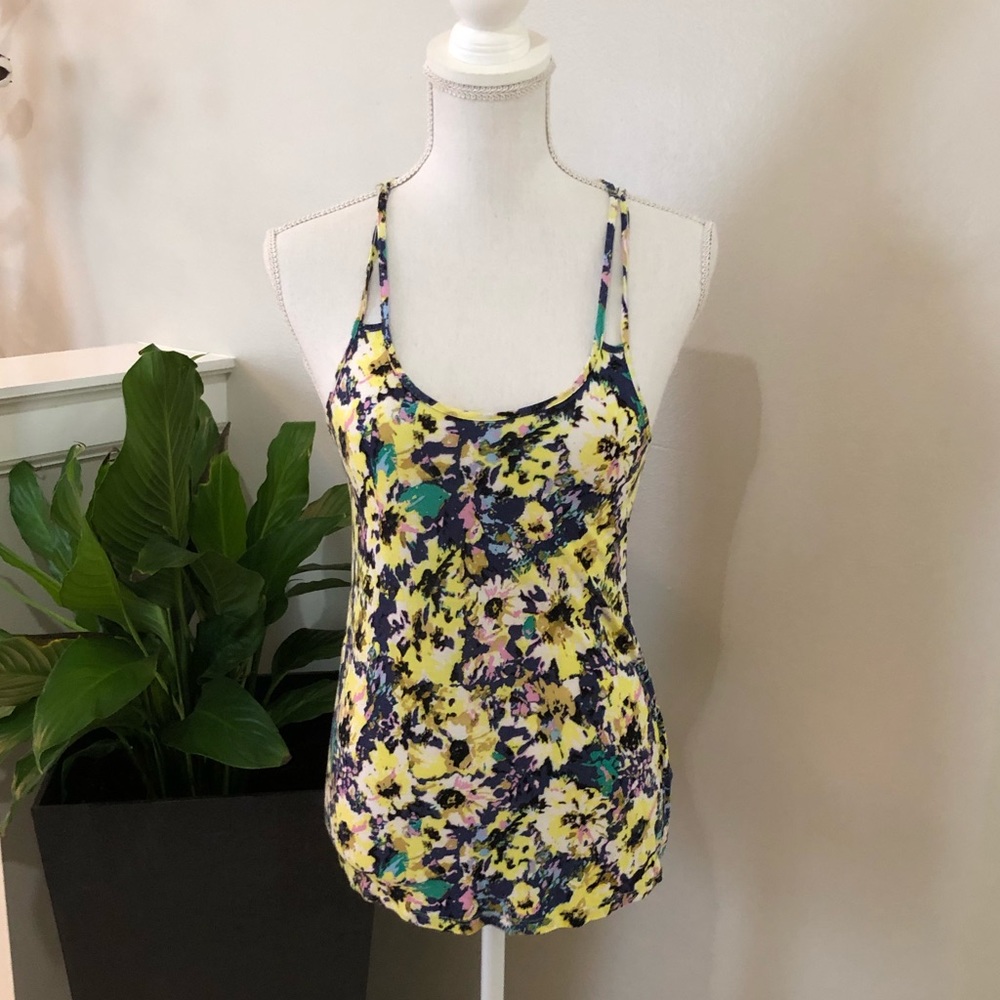 H&M floral watercolor blouse. Size XS